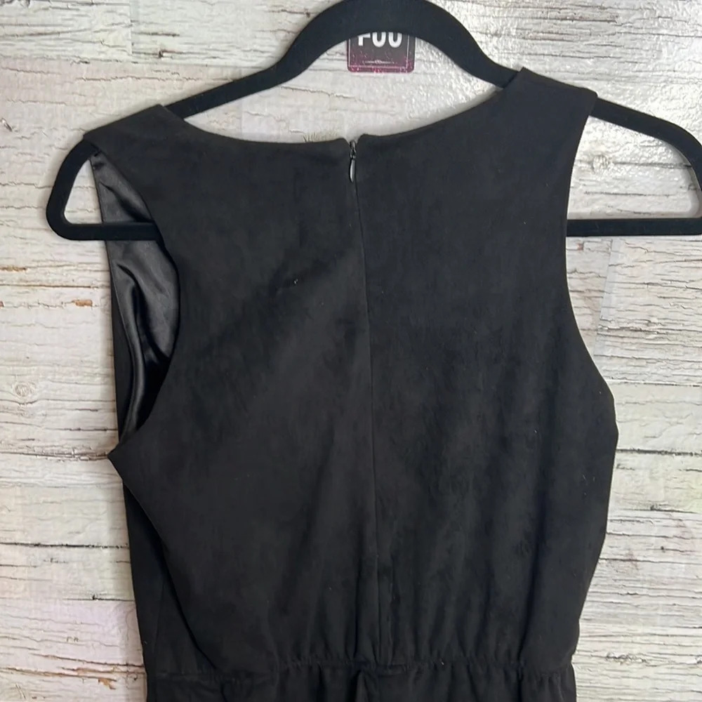4. Brunette the label velour romper back size  xs /s - Picture 6 of 6
